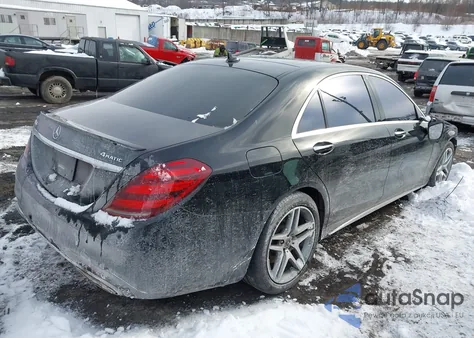 2019 Mercedes-Benz S 560 4Matic z USA, uszkodzony, nr VIN WDDUG8GB2KA461013